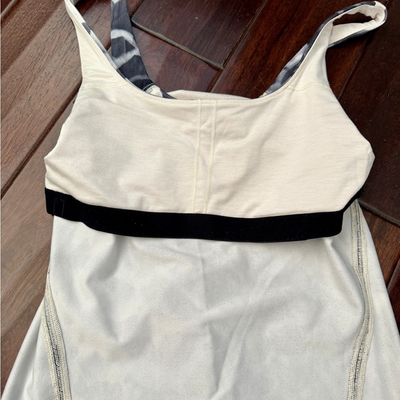 Lululemon Athletica Tank Top - Picture 6 of 7